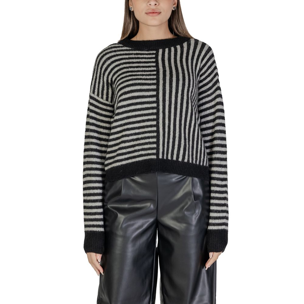 Vero Moda Black And White Polyester Polyester Sweater