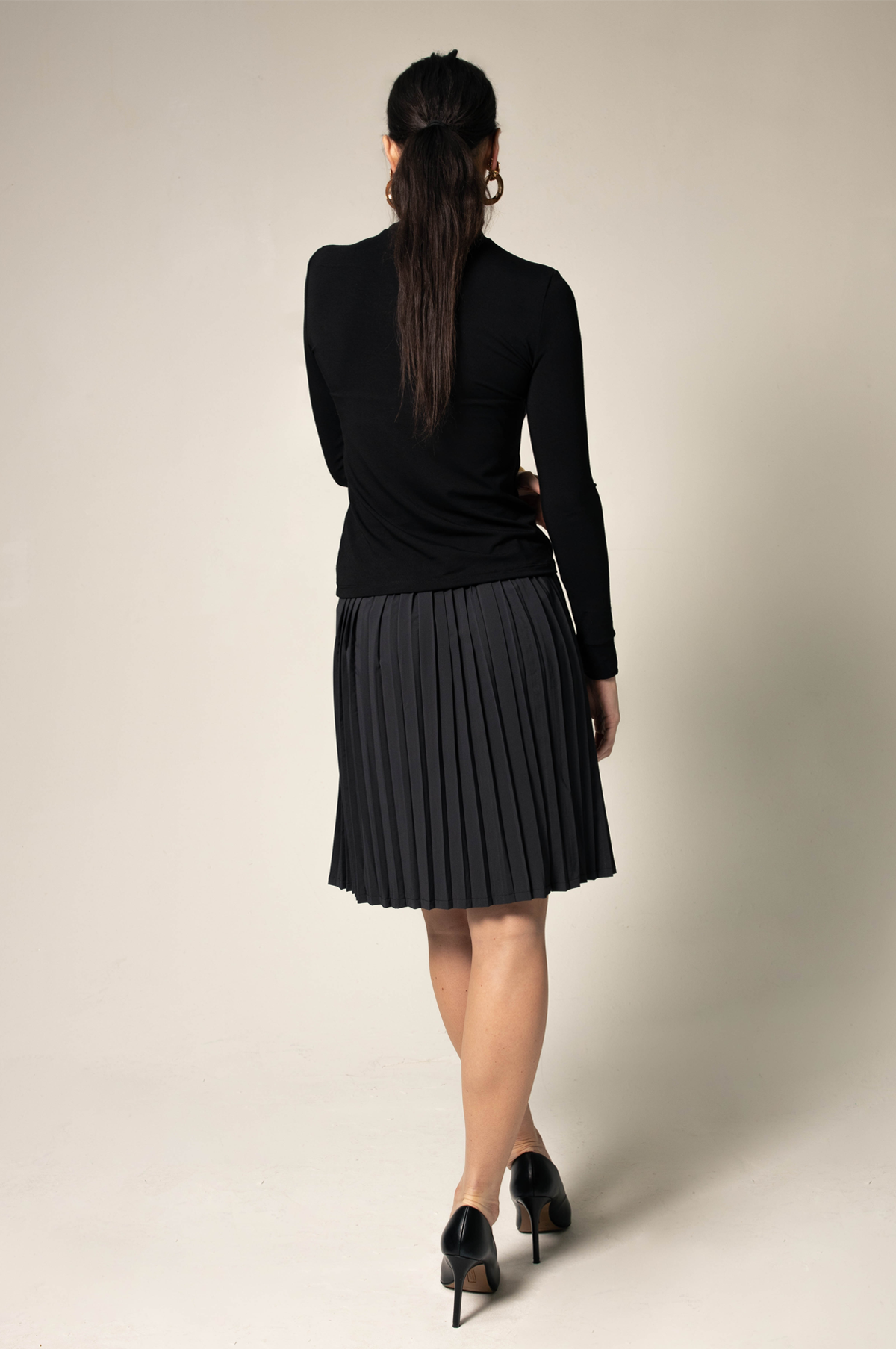 Luxe Black Pleated Skirt